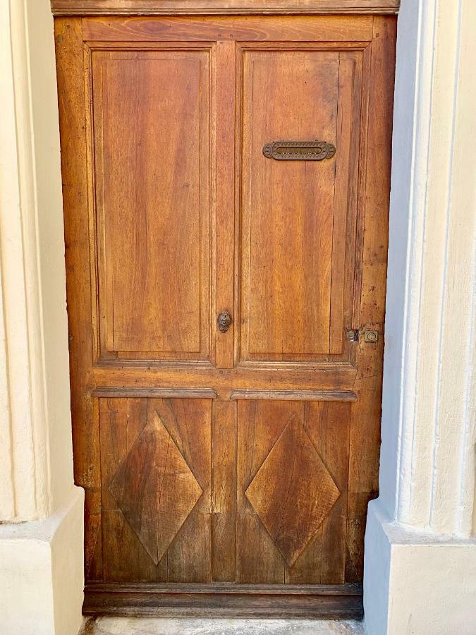 Villa Authentique Bijou Cœur d’Orange à 2 pas du Théâtre Antique! Exterior foto